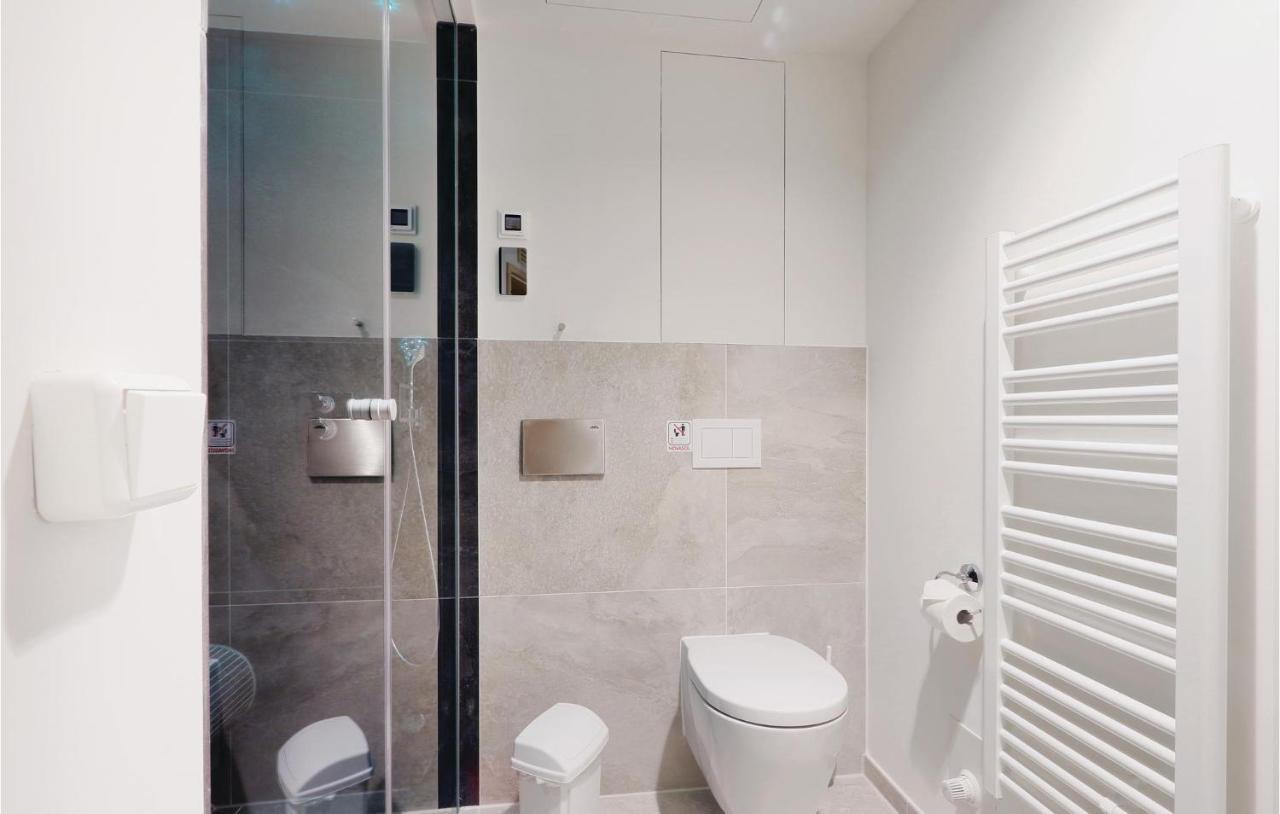 Awesome Apartment In Luebeck Travemuende With Wifi Exterior foto